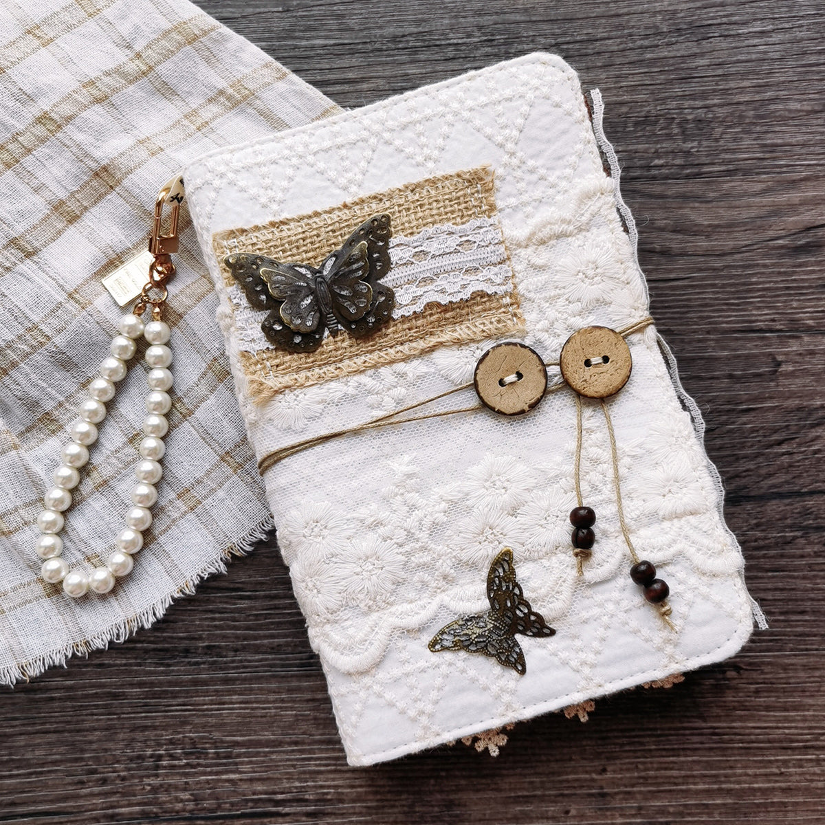 The original retro loose-leaf butterfly A6A5 handbook, fabric, Japanese-style lace handbook cover, card book storage
