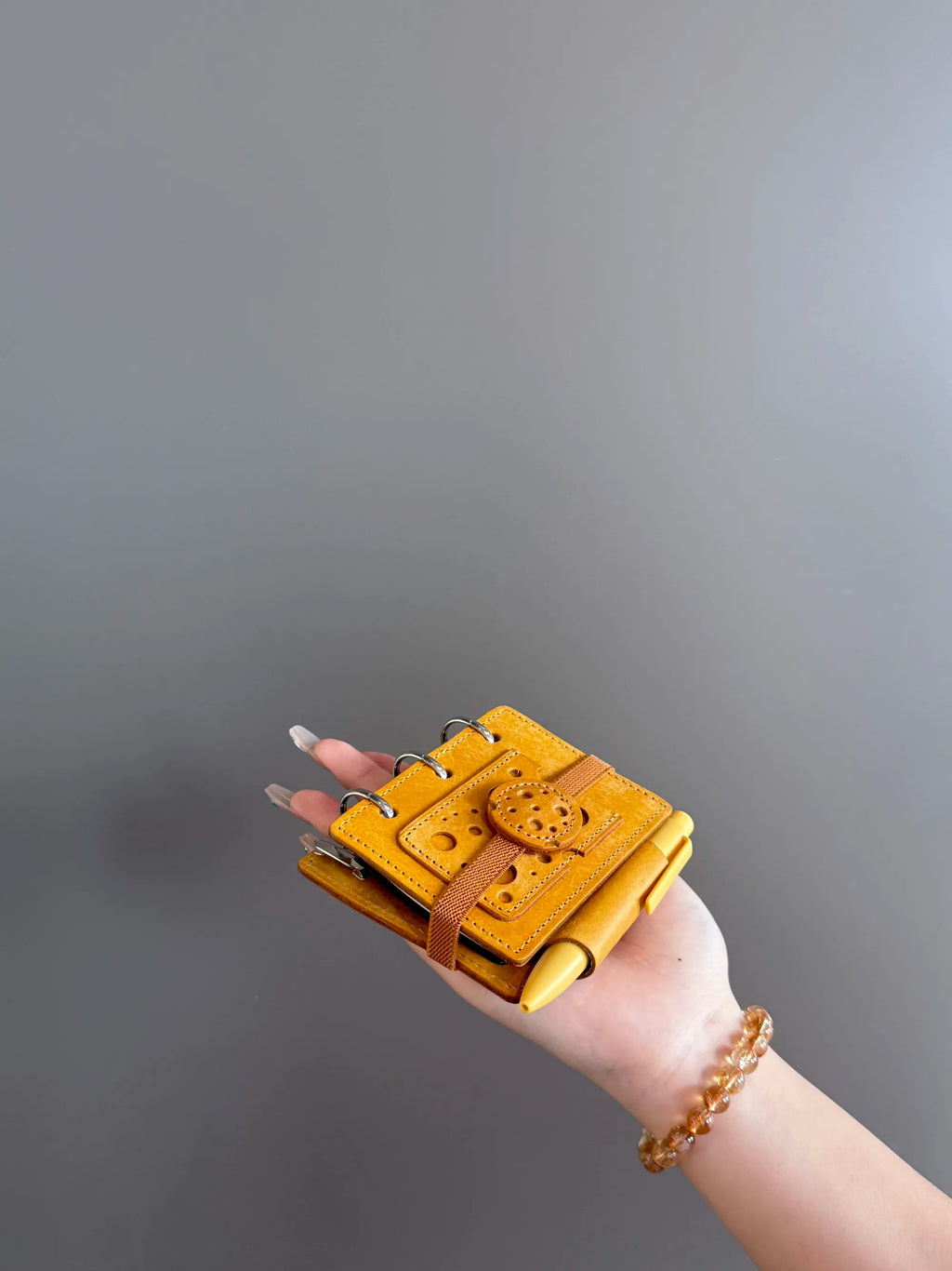 Cheese Notebook ~ Vegetable-tanned cowhide top layer genuine leather handcrafted loose-leaf creative notebook