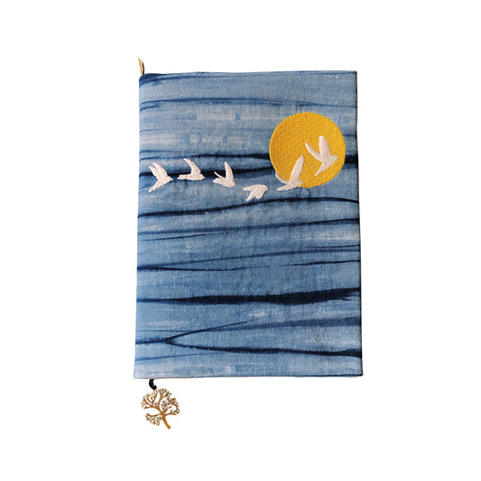 "Wind and Moon Intangible Cultural Heritage Indigo Dyeing Simple Artistic Embroidery Diary A5A6 Diary Cover Thickened Diary Gift.